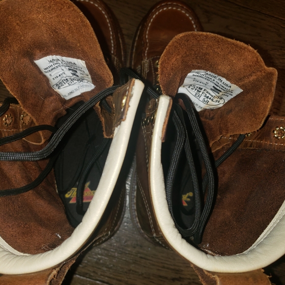 Men's Thorogood 8" Moc Toe Boots -Crazy Horse - Picture 8 of 11